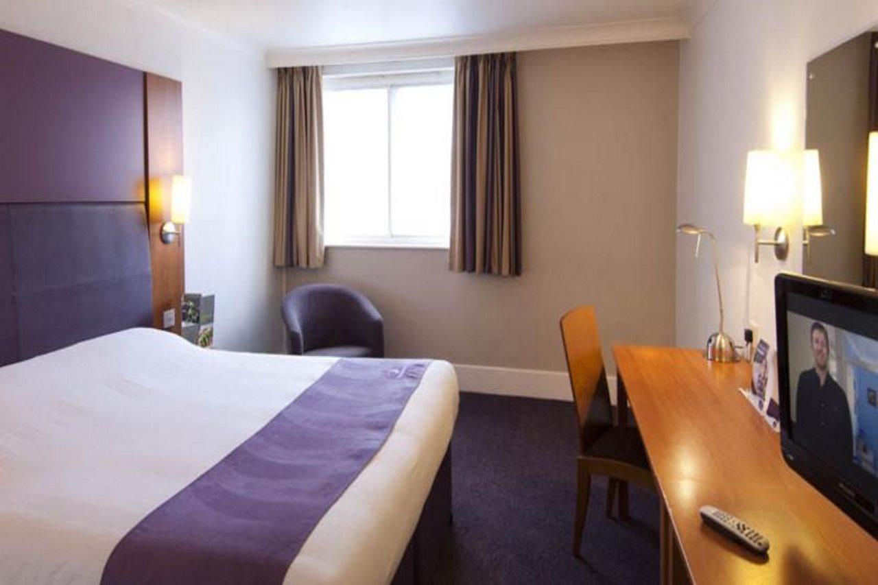 Premier Inn Loughborough Exterior photo